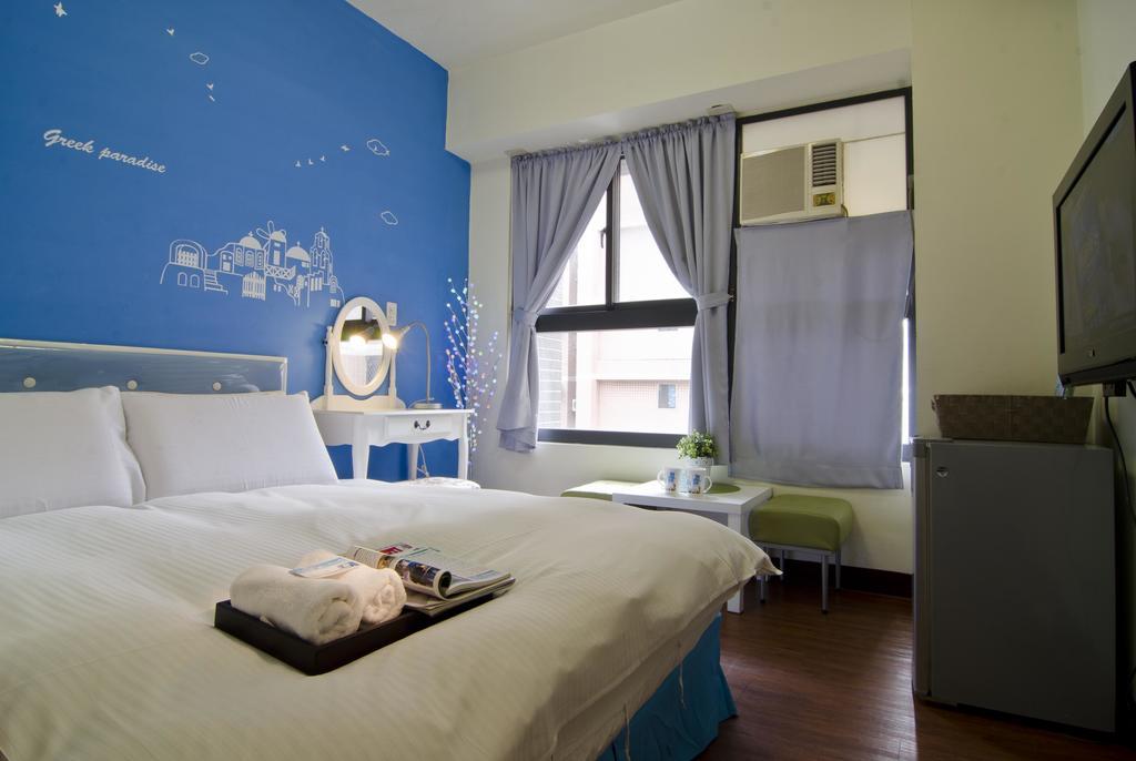 Star Hostel Тайчжун Экстерьер фото
